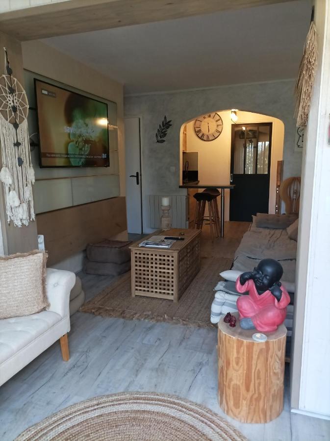 Escapade Cocooning Residence Avec Piscine/Tennis Fréjus Екстериор снимка