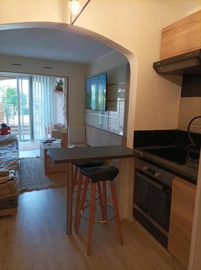 Escapade Cocooning Residence Avec Piscine/Tennis Fréjus Екстериор снимка